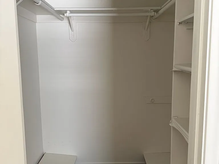 3823 S Maryland Pkwy #T5 — Photo 12