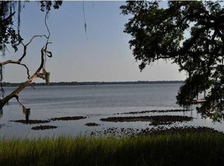 1134 Fairview Plantation Rd, Wadmalaw Island, SC 29487