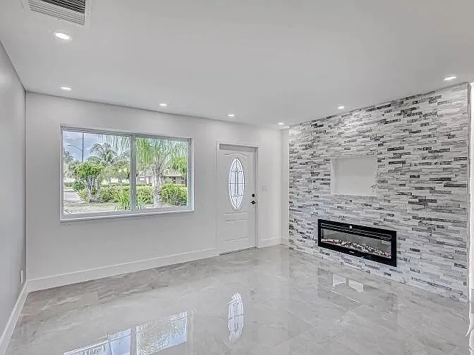 855 Date Palm Dr — Photo 4