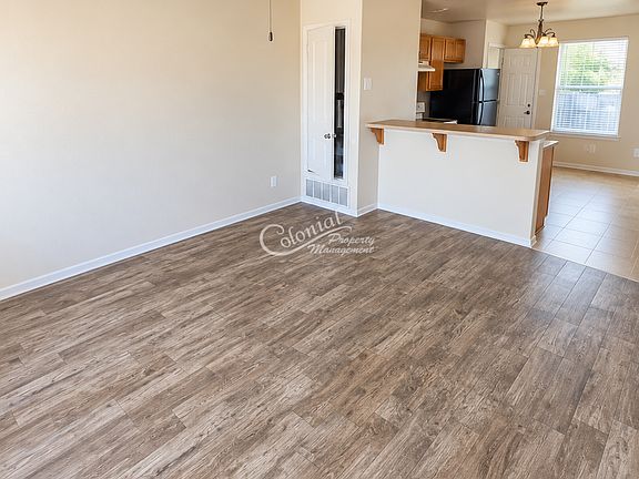 2nd image of 211 N 3rd St APT D