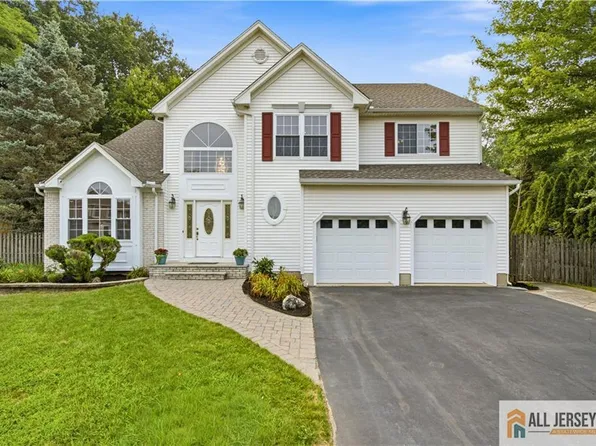 2 Continental Ct, South River, NJ 08882