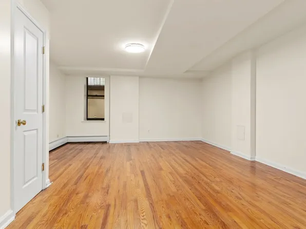 563 West 161st Street image 7 of 9