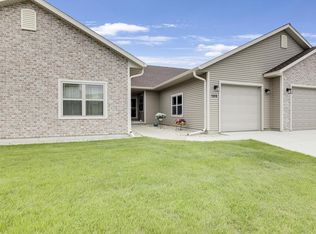 105 Community Dr, Fall River, WI 53932