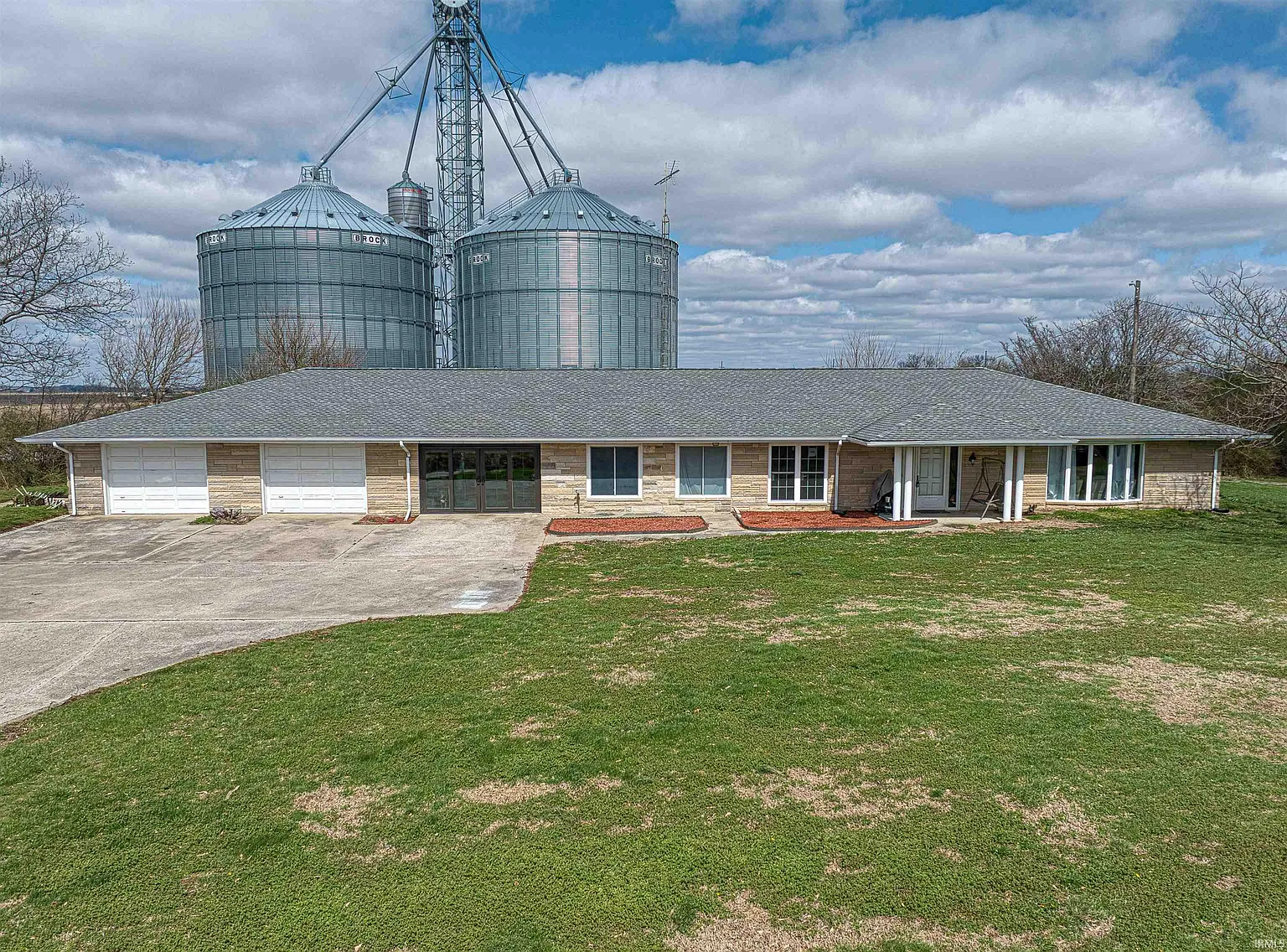 986 W State Hwy #168 photo 1