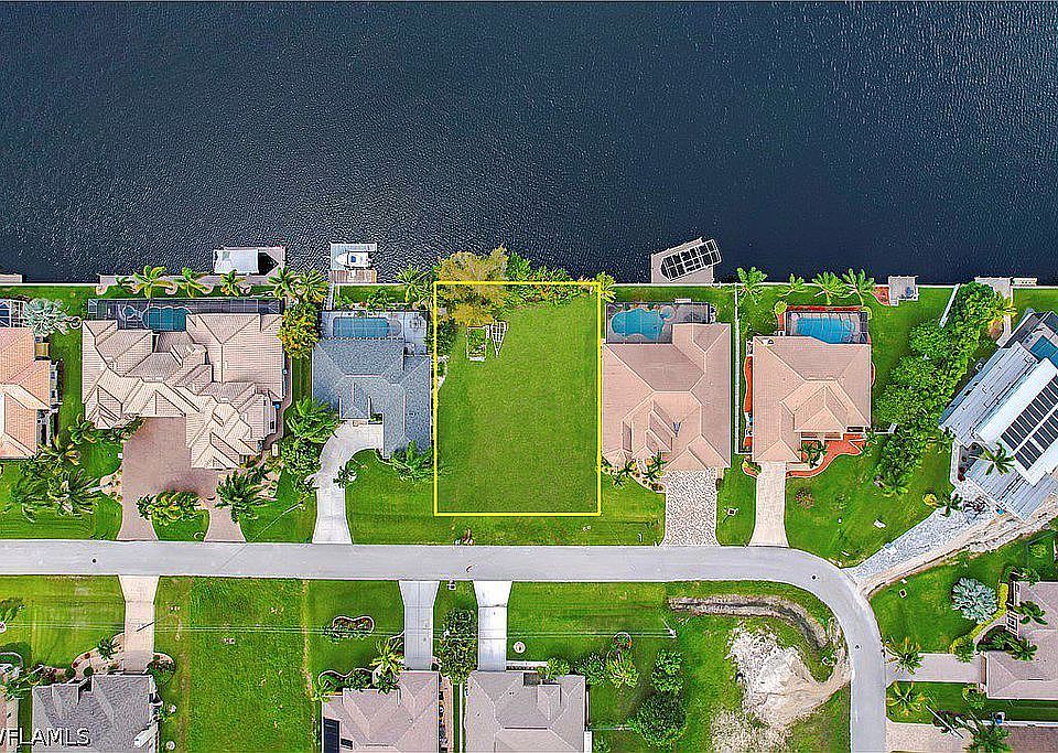 1st image of 3008 SW 26th Ct