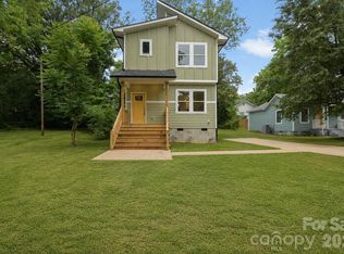 1324 Old Charlotte Rd, Statesville, NC 28677
