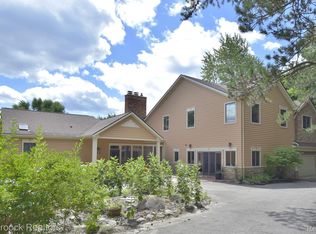 1615 Dutton Rd, Rochester Hills, MI 48306