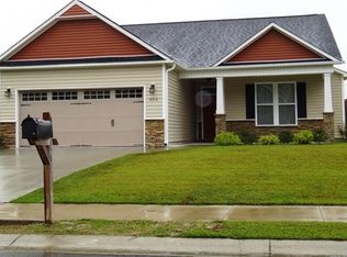 404 Savannah Dr, Jacksonville, NC 28546