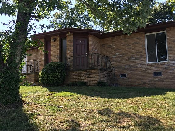 3rd image of 4663 Cary Ln