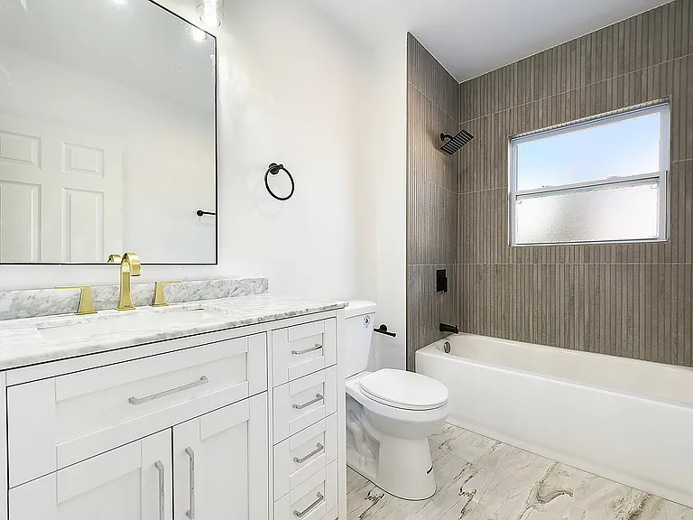 440 Ruxton St — Photo 12