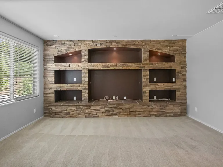 8352 W Molly Ln — Photo 9