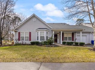 121 Dover Ct, Absecon, NJ 08205