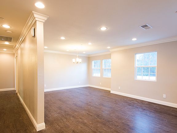 4th image of 22266 Avenue San Luis
