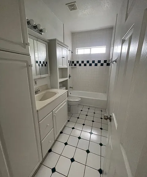 1614 Cypress Ave #1 — Photo 5