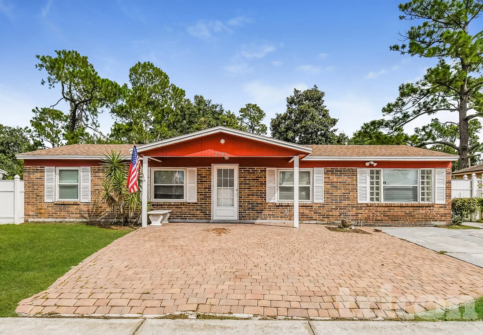 2185 E Luana Drive Jacksonville FL — Photo 2