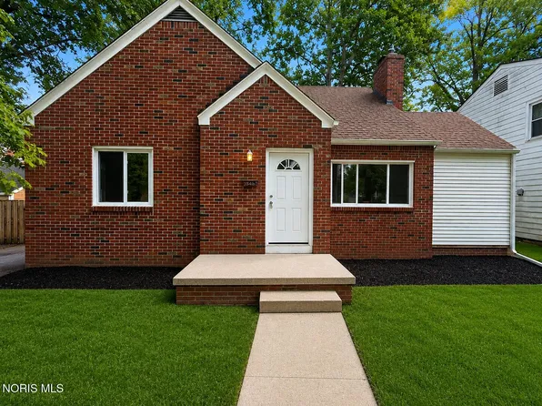3515 Woodbine Dr, Toledo, OH 43614