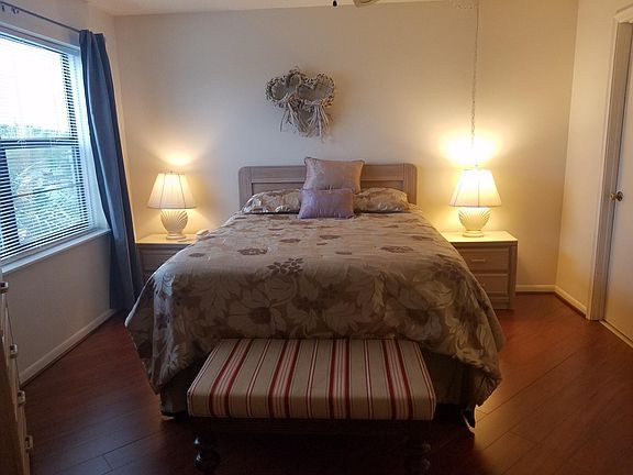 5th image of 4004 Atrium Dr