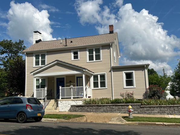 923 Hanover St #B