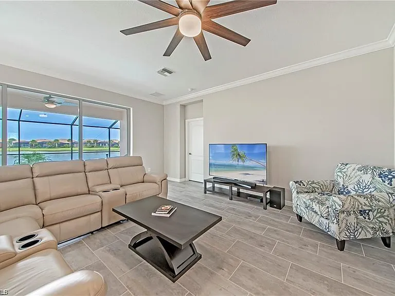 10284 Livorno Dr — Photo 9