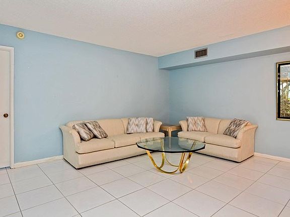 2nd image of 14881 Wedgefield Dr APT 101