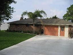 2nd image of 410 W Cattle Dr