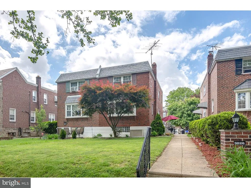 3028 Teesdale St photo 1
