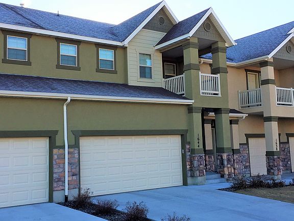2nd image of 1644 N Venetian Way