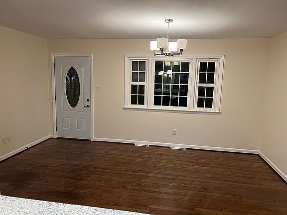 4th image of 1917 Franklin Ave