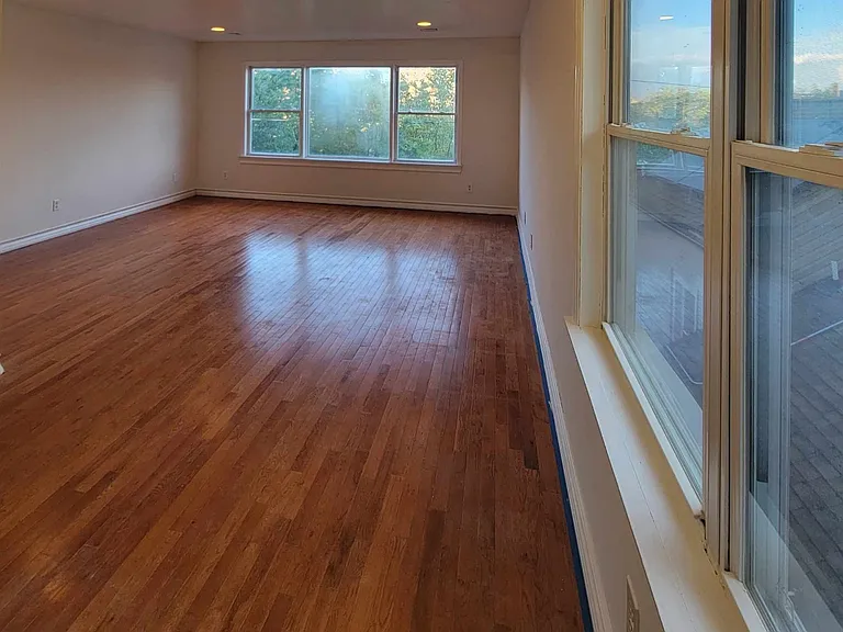 25 Cliff St #2 — Photo 3