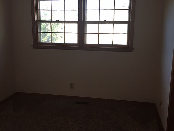 4th image of 4 Chipwood Dr
