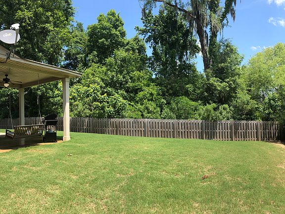 Private back yard 