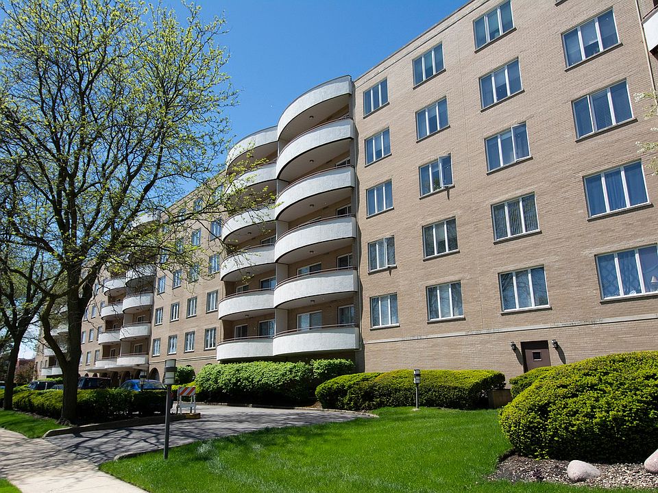 1st image of 6400 N Cicero Ave APT 412