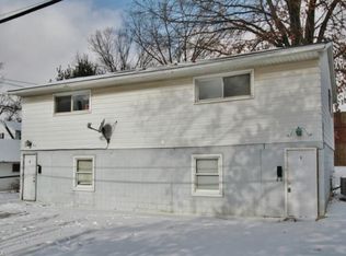 1921 1/2 Maple Ave, Zanesville, OH 43701