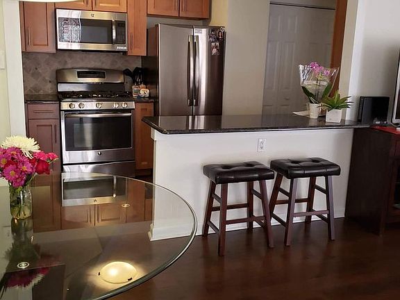 5th image of 2401 Pennsylvania Ave APT 1208