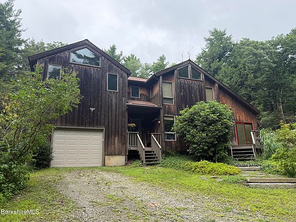 3rd image of 4 Plantain Pond Rd