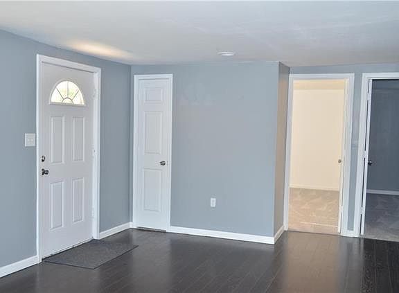 5th image of 1403 S Logan Ave