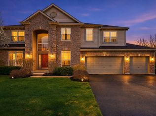 1181 Silver Lake Ct, Hampshire, IL 60140