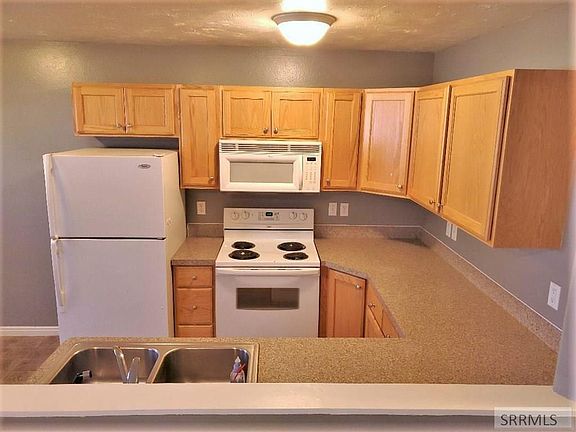 4th image of 2038 Dakota Ln