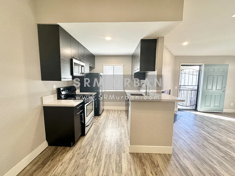 4123 30th St #6 — Photo 3