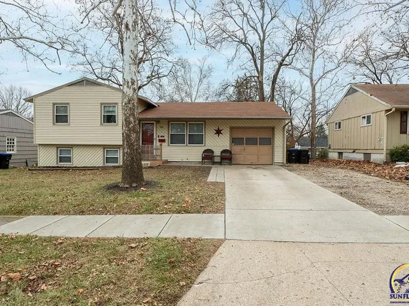 5413 SW 27th Ter, Topeka, KS 66614