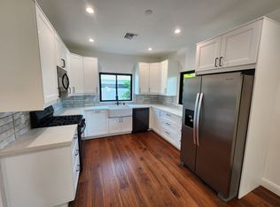 7507 Hesperia Ave, Reseda, CA 91335