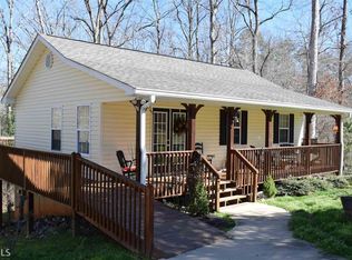564 Middleton Pl, Clarkesville, GA 30523