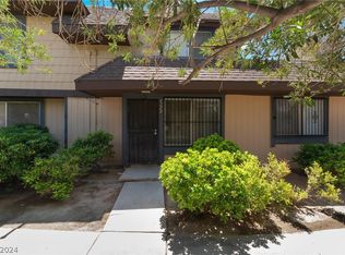 6228 Meadow Vista Ln, Las Vegas, NV 89103