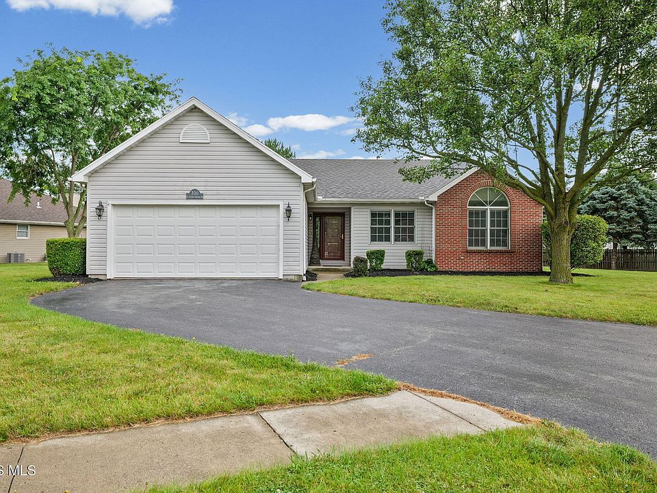 1st image of 700 Hunters Creek Dr