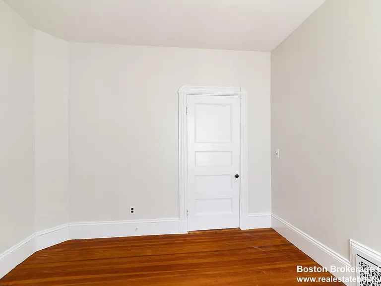 789 Columbia Rd #2 — Photo 10