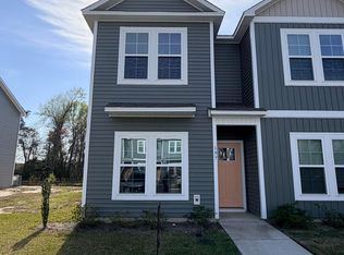 197 Loren Rd, Hubert, NC 28539