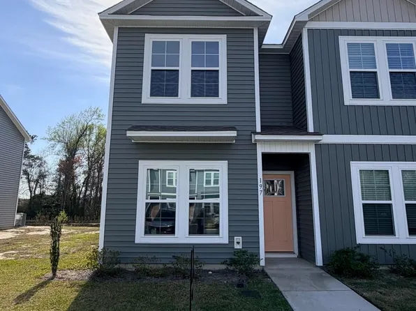 197 Loren Rd, Hubert, NC 28539