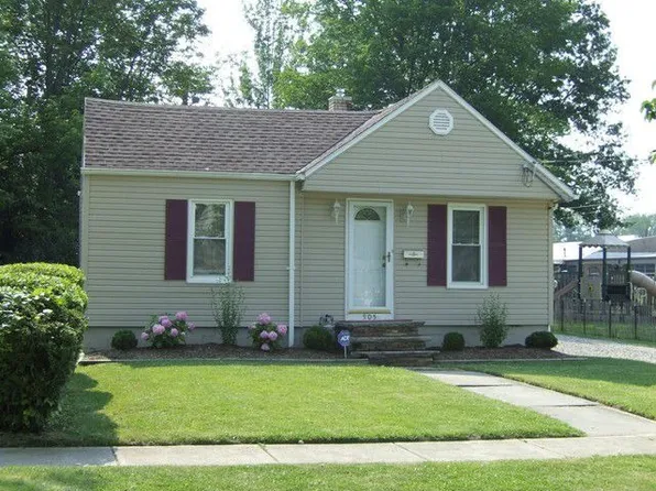 505 Pearl St, Berea, OH 44017