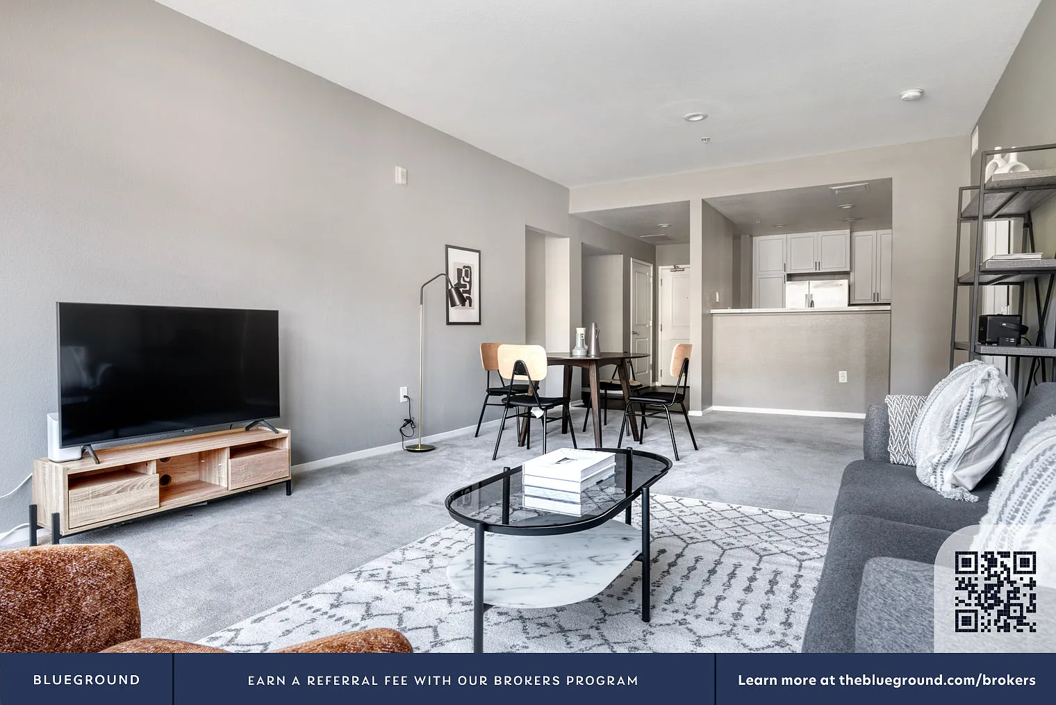 2 bed, 2.0 bath, 1276 sqft, $4,740 — Photo 3