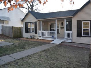 2 NW Lakeview Blvd, Lees Summit, MO 64063